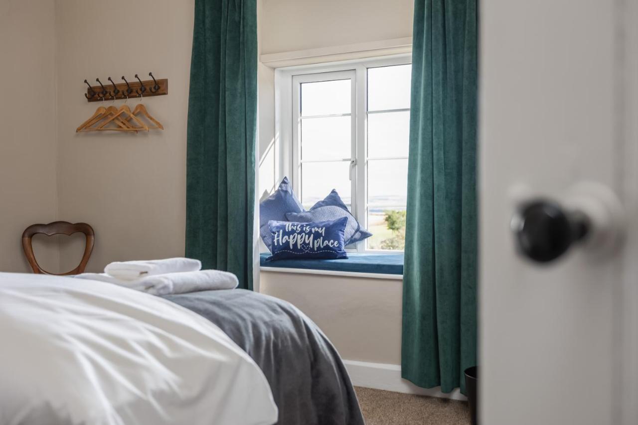 Luxury Farmhouse With Stunning Views And Hot Tub Ebberston Eksteriør bilde