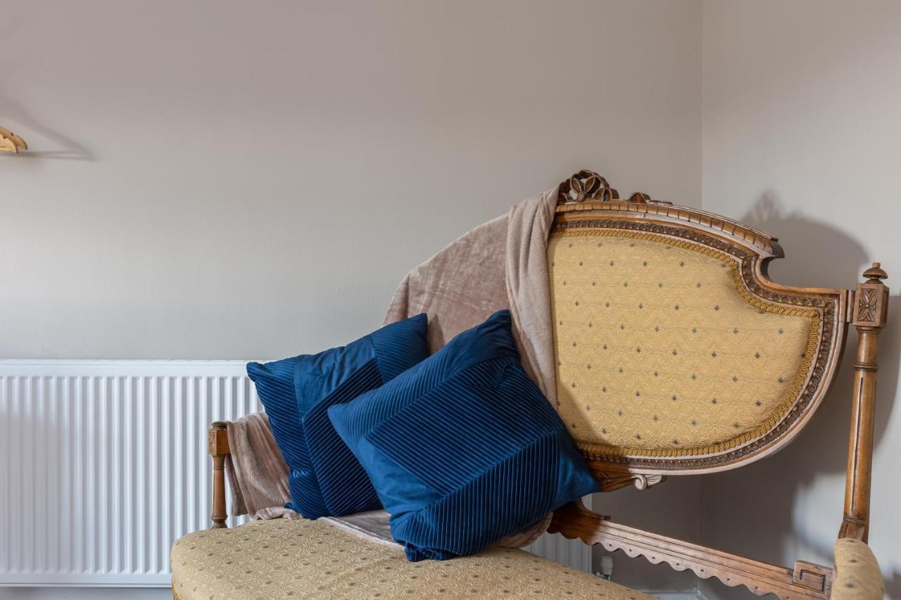 Luxury Farmhouse With Stunning Views And Hot Tub Ebberston Eksteriør bilde